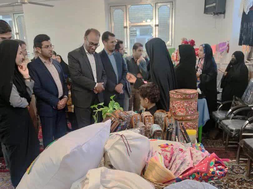 آغاز بکار نمایشگاه ” زن، ایده توانمندی و تولید ” در بشرویه