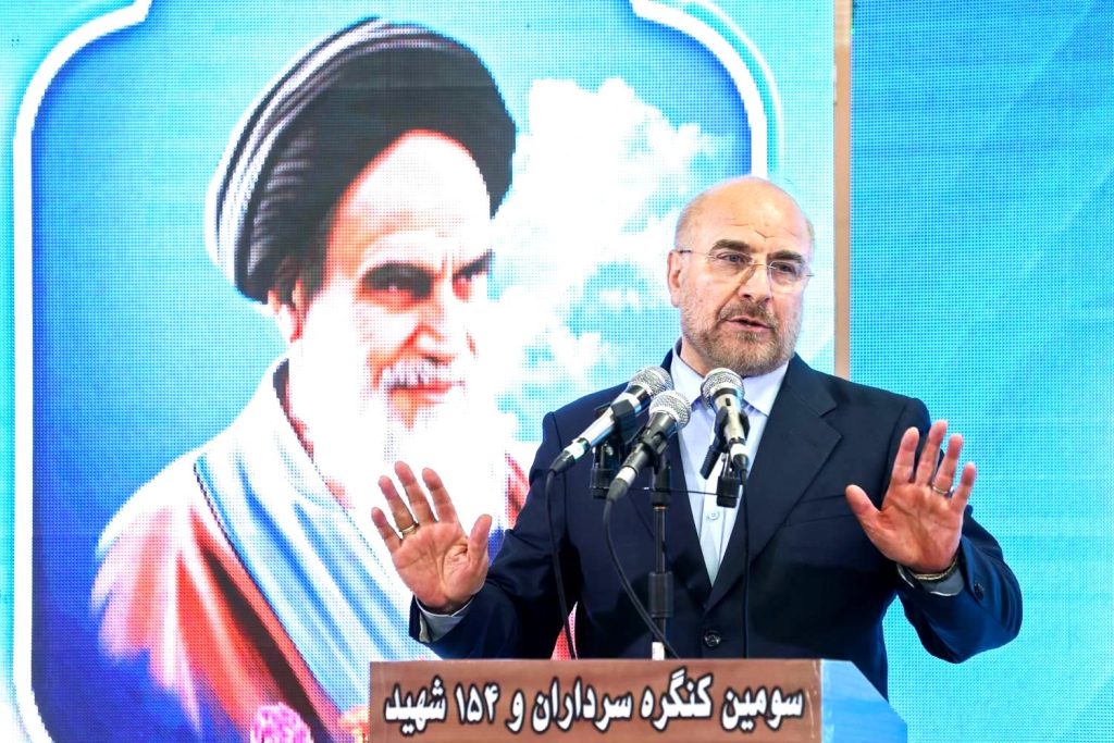 هیچ کاری مهم‌تر از گره‌گشایی از مشکلات مردم نیست