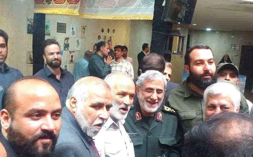 تصویری + دیدار مسئول اجرایی موکب امام رضا (ع) بشرویه با سردار قاآنی