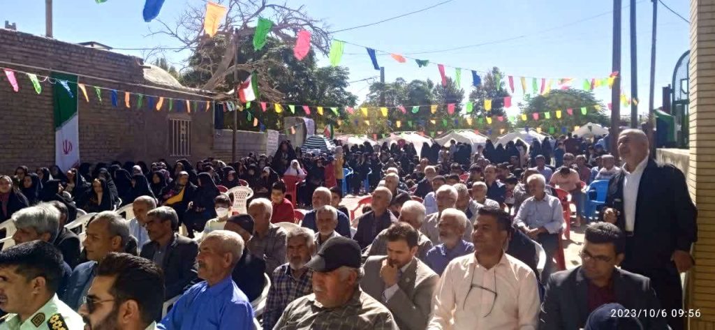 همایش روز ملی روستا و عشایر در روستای رقه برگزار شد