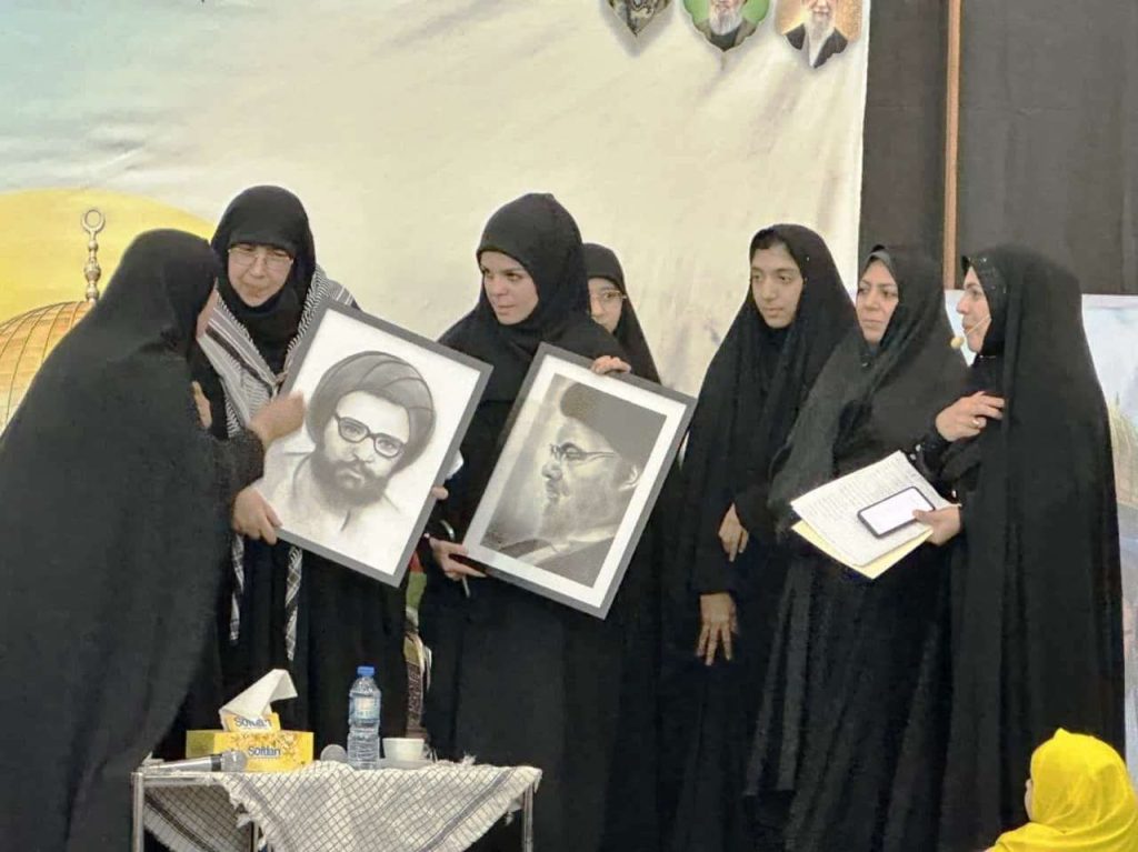 اجتماع بانوان شهرستان بشرویه در حمایت از جبهه مقاومت