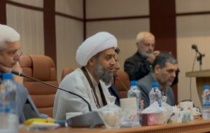 امام جمعه بشرویه در آئین تودیع و معارفه سرپرست فرمانداری بشرویه بر وحدت (رمز موفقیت) تاکید کرد