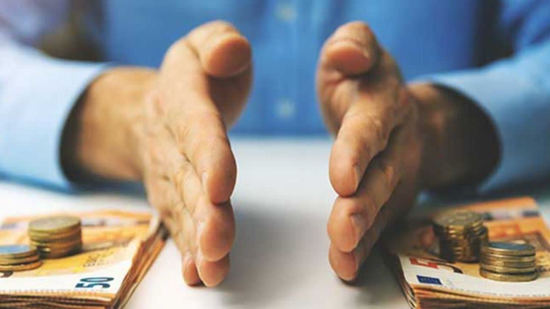 آیا فرزندخوانده هم مانند فرزند واقعی ارث می‌برد؟